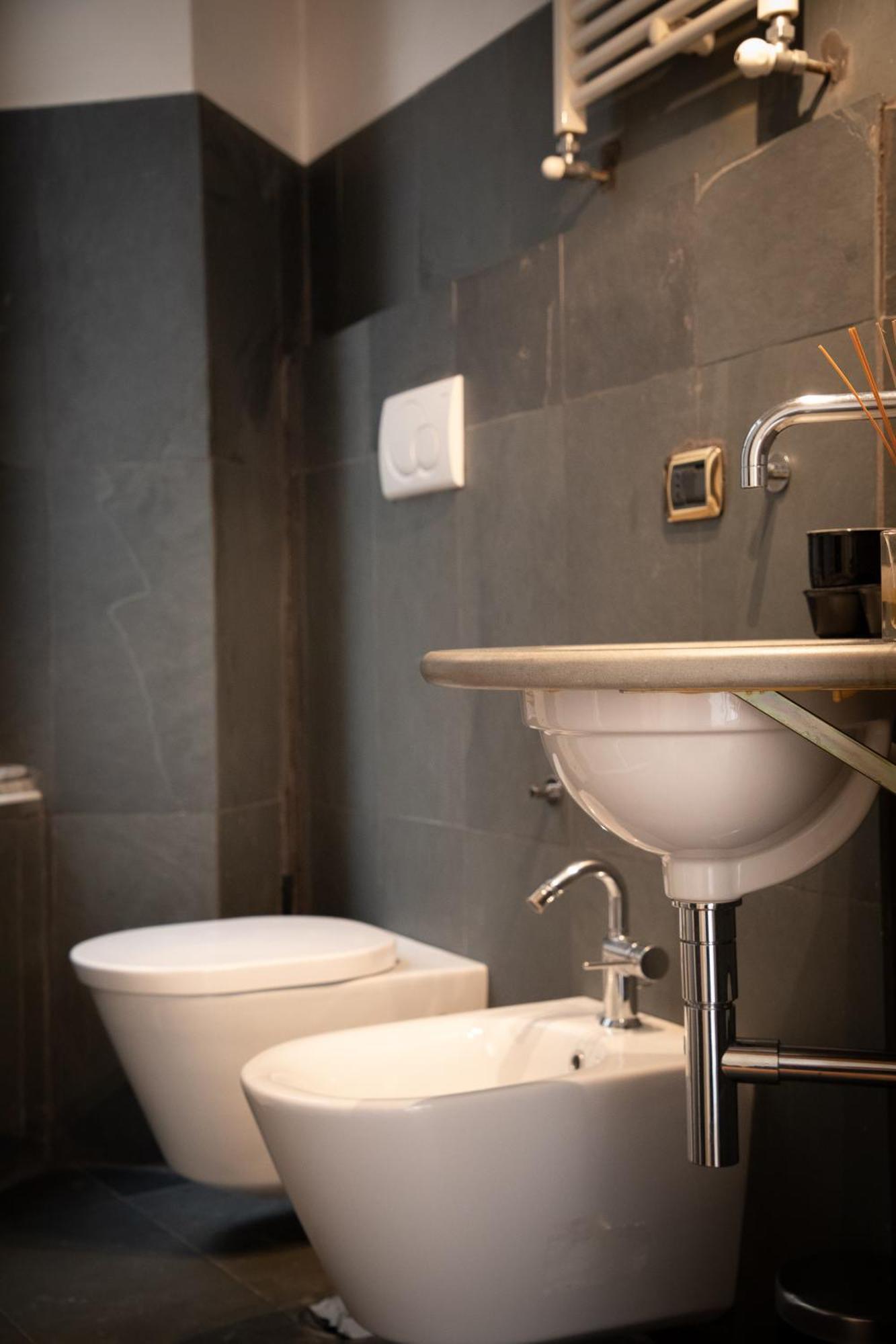 La Minerva Luxury Suite Салерно Екстериор снимка